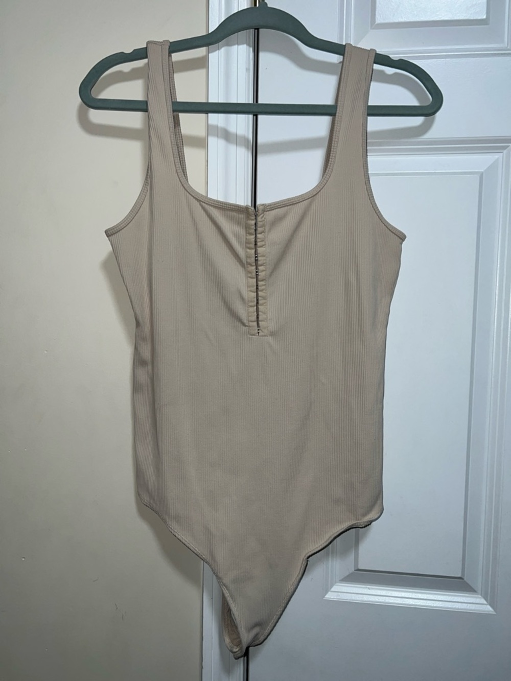 Abercrombie & Fitch Classic Ribbed Scoop Bodysuit in Beige
